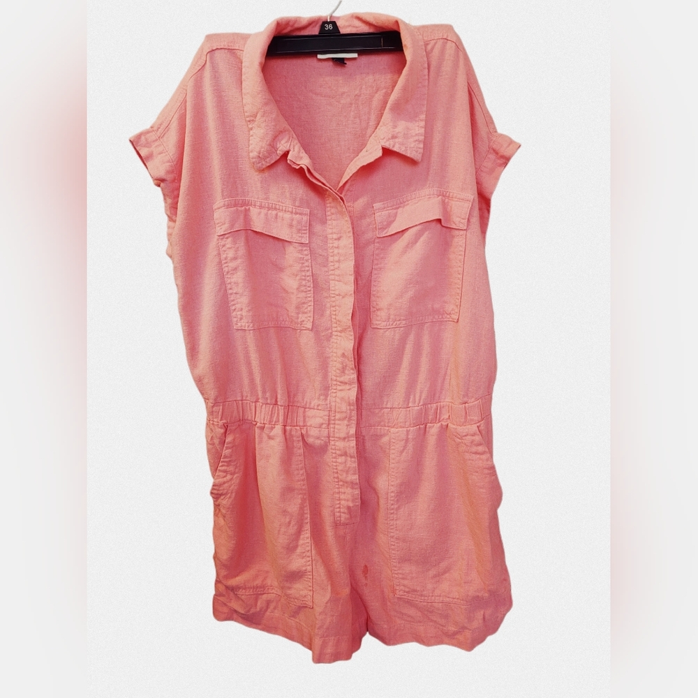 Universal Thread Coral Romper